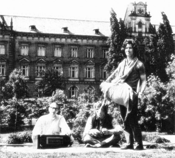 Śivānanda und Oliver in Hamburg, 1969