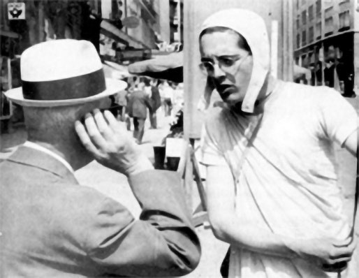 Krishnadas predigt in Hamburg, 1970